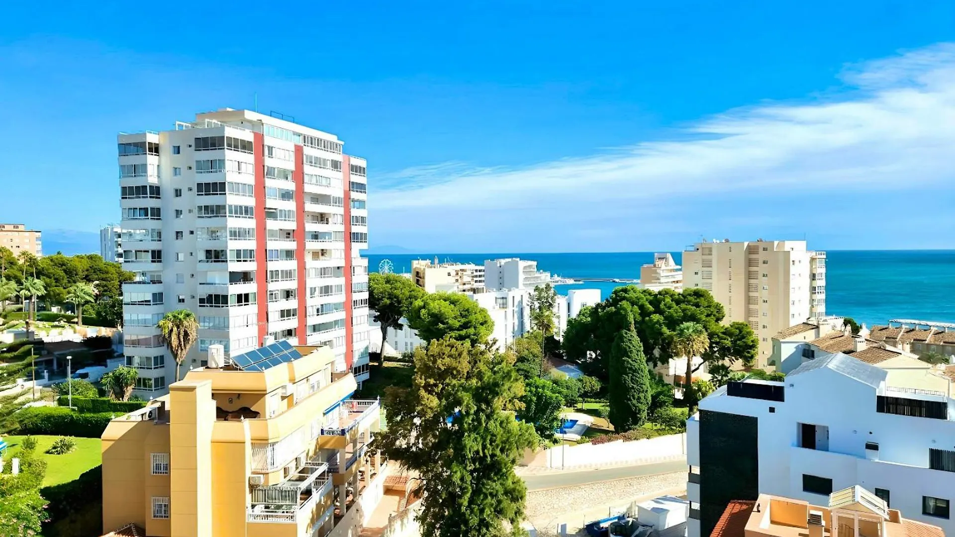 Pleasant Studio With Sea View In Benalmadena 30 M² Pool 0*,
