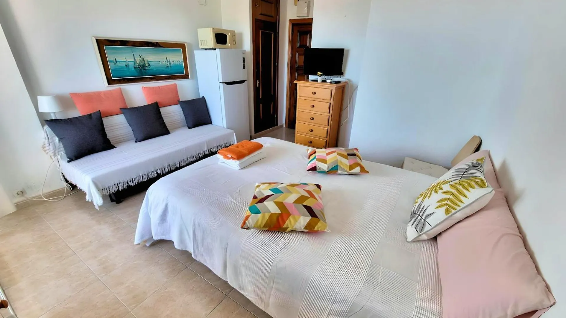 Apartment Pleasant Studio With Sea View In Benalmadena 30 M² Pool